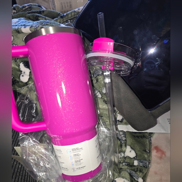 30oz NWT STANLEY Punch Shimmer Flowstate Quencher H2.0 Tumbler BPA FREE  Sparkly - Picture 14 of 16